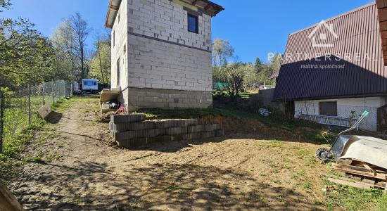 Novostavba  chaty s pozemkom 600m2, predaj, Nižný Klátov, Košice – okolie