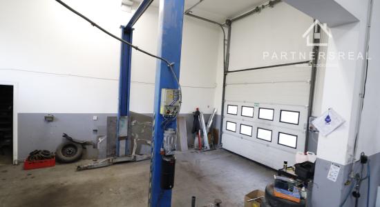 Zabehnutý plne vybavený auto a pneuservis 160m2, prenájom, Textilná – Košice