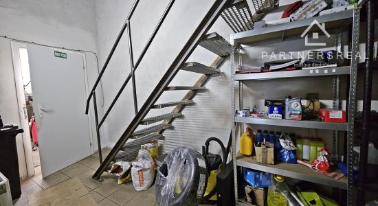 Zabehnutý plne vybavený auto a pneuservis 160m2, prenájom, Textilná – Košice