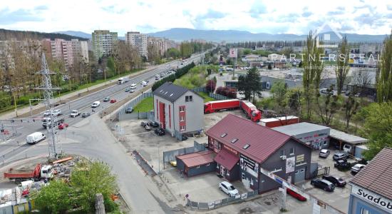Zabehnutý plne vybavený auto a pneuservis 160m2, prenájom, Textilná – Košice