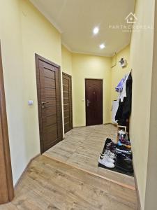 Tehlový 3 izbový byt s krásnym dvorom, 3x loggia,  predaj, Košice – juh, Krivá ulica