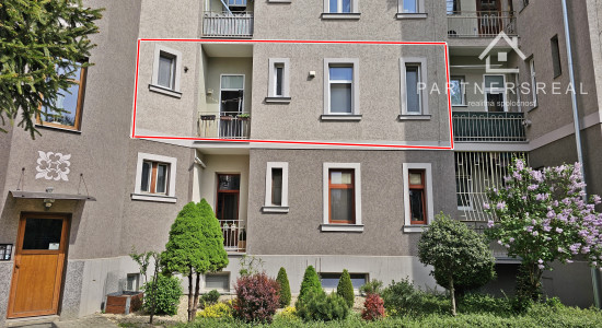 Tehlový 3 izbový byt s krásnym dvorom, 3x loggia,  predaj, Košice – juh, Krivá ulica