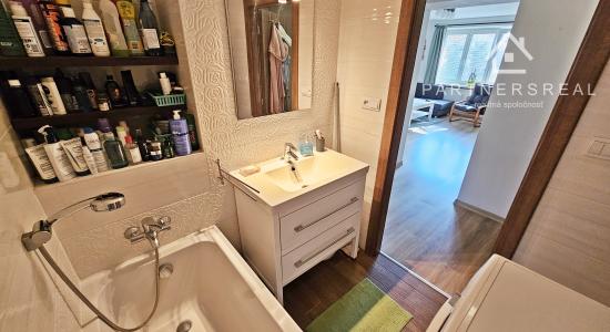 Tehlový, priestranný 2 izbový byt 66m2, predaj, Malá Praha, Zimná, Košice