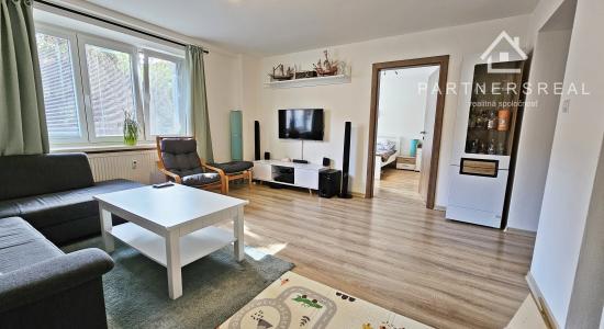 Tehlový, priestranný 2 izbový byt 66m2, predaj, Malá Praha, Zimná, Košice