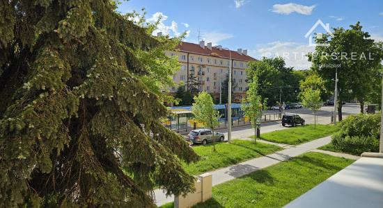 Tehlový, priestranný 2 izbový byt 66m2, predaj, Malá Praha, Zimná, Košice