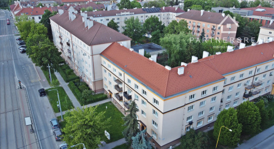 Tehlový, priestranný 2 izbový byt 66m2, predaj, Malá Praha, Zimná, Košice