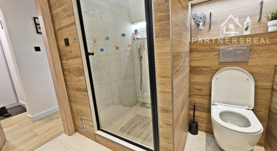 Novo zrekonštruovaný 3 izbový byt, predaj, Čapajevova 16, Košice – Západ