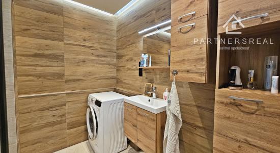 Novo zrekonštruovaný 3 izbový byt, predaj, Čapajevova 16, Košice – Západ