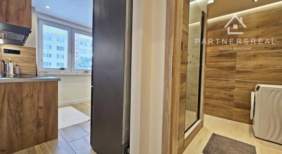 Novo zrekonštruovaný 3 izbový byt, predaj, Čapajevova 16, Košice – Západ