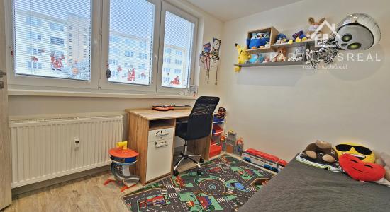 Novo zrekonštruovaný 3 izbový byt, predaj, Čapajevova 16, Košice – Západ