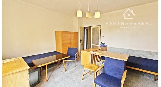 Výnimočný 4 izbový byt 97,5m2 v lokalite rodinných domov, predaj, K Amfiteátru, Prešov