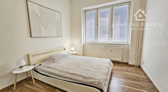 Štýlový mestský, 2 izbový byt, 51m2, prenájom, Škultétyho, Košice-Staré mesto