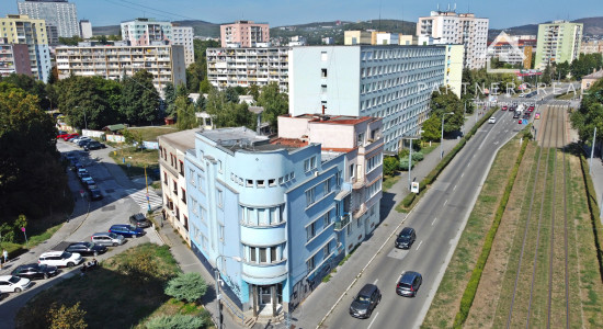 Štýlový mestský, 2 izbový byt, 51m2, prenájom, Škultétyho, Košice-Staré mesto