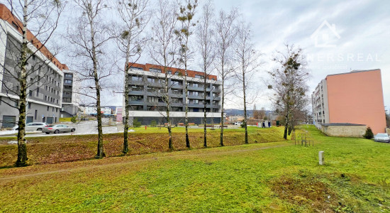 Väčší 4 - izb. byt (81 m2) / Sokolovská / Košice - sídlisko Terasa