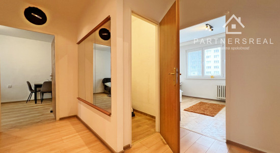 Väčší 4 - izb. byt (81 m2) / Sokolovská / Košice - sídlisko Terasa