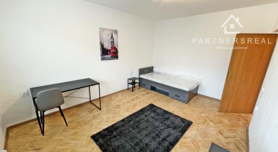 Väčší 4 - izb. byt (81 m2) / Sokolovská / Košice - sídlisko Terasa