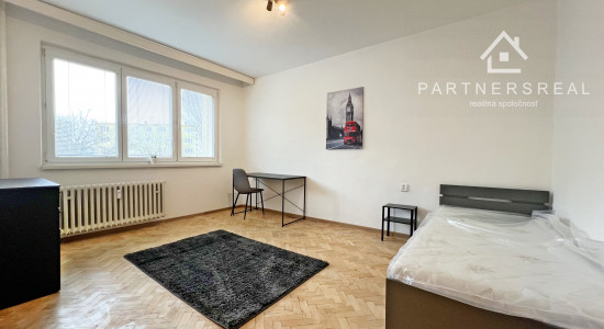 Väčší 4 - izb. byt (81 m2) / Sokolovská / Košice - sídlisko Terasa