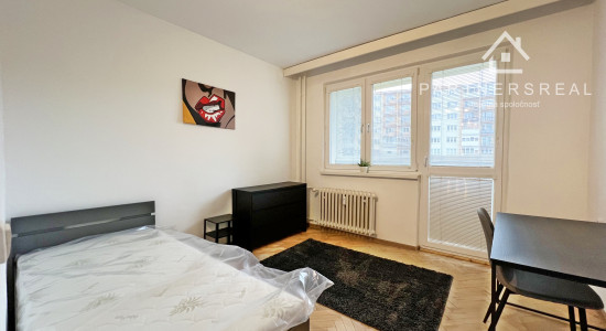 Väčší 4 - izb. byt (81 m2) / Sokolovská / Košice - sídlisko Terasa