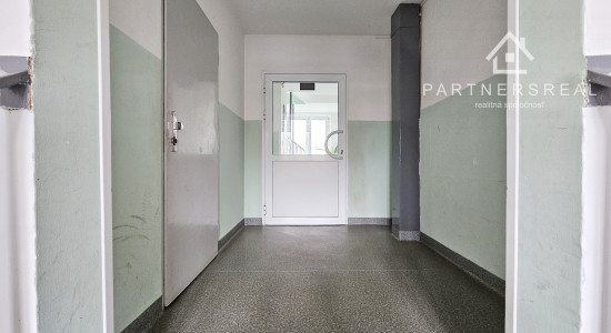 1,5 izbový byt 40m2, prenájom, Košice – Juh, Železníky, Ostravská 14