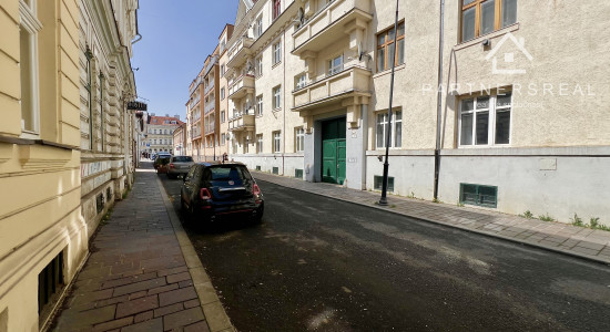 ''RESERVE''Tehlový 3 – izb. byt / Vodná / Košice – Staré Mesto