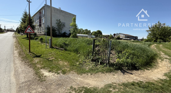 Veľký stavebný pozemok (1913 m2) / Žarnov / Košice – okolie