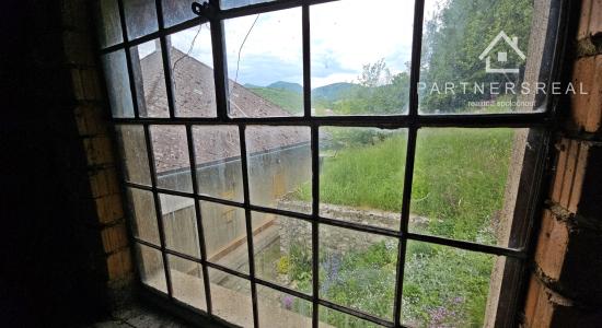 Pekný dom na krásnom mieste pod lesom, pozemok 2165m2, predaj, Medzev