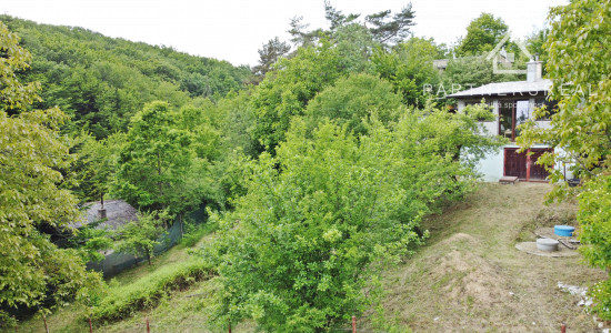 Murovaná chata 45m2, s pozemokom 788m2, predaj, Košice – Sever