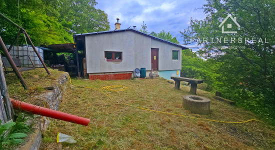 Murovaná chata 45m2, s pozemokom 788m2, predaj, Košice – Sever