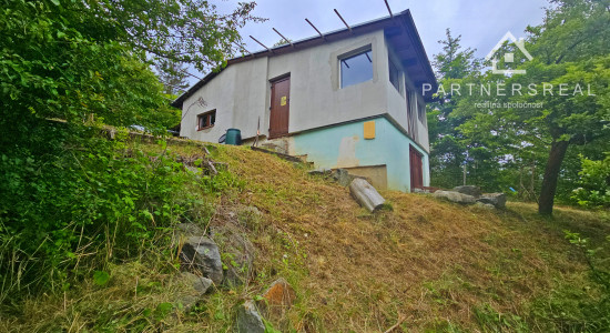 Murovaná chata 45m2, s pozemokom 788m2, predaj, Košice – Sever