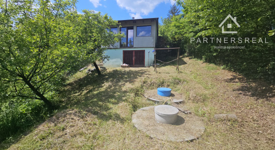 Murovaná chata 45m2, s pozemokom 788m2, predaj, Košice – Sever