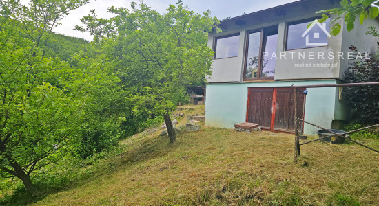 Murovaná chata 45m2, s pozemokom 788m2, predaj, Košice – Sever