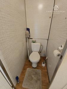 1 izbový byt 43m2,  2x loggia, prenájom, Košice – Nad jazerom, Levočská