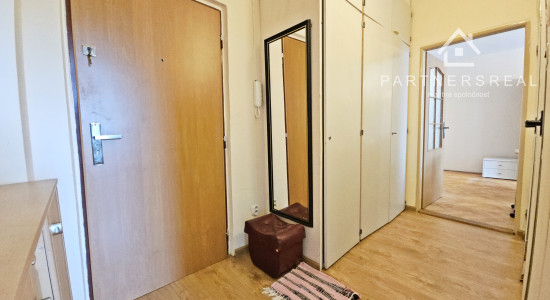 1 izbový byt 43m2,  2x loggia, prenájom, Košice – Nad jazerom, Levočská