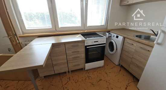 1 izbový byt 28m2 + loggia, prenájom, Považská, Košice – Západ