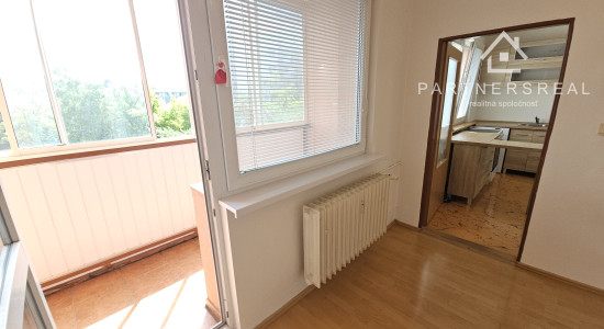 1 izbový byt 28m2 + loggia, prenájom, Považská, Košice – Západ