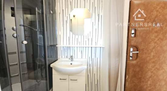 1 izbový byt 28m2 + loggia, prenájom, Považská, Košice – Západ