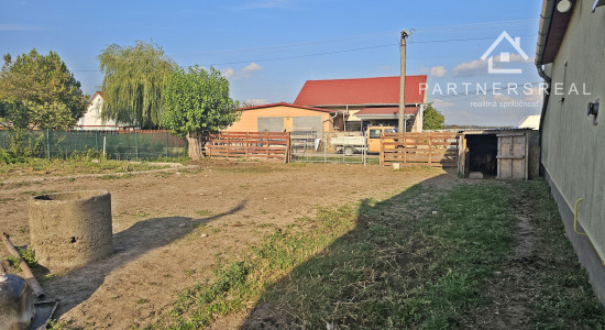 Stavebný pozemok 1545m2, predaj, mestská časť Milhostov, okres Trebišov