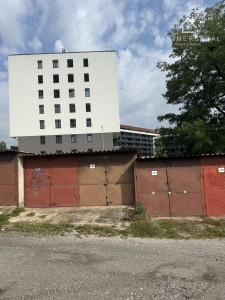 Garáž - predaj / Katkin park - Košice - Terasa