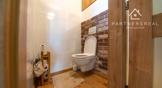 Na predaj 120m2 tehlový 3 izbový byt / Košice - Staré mesto