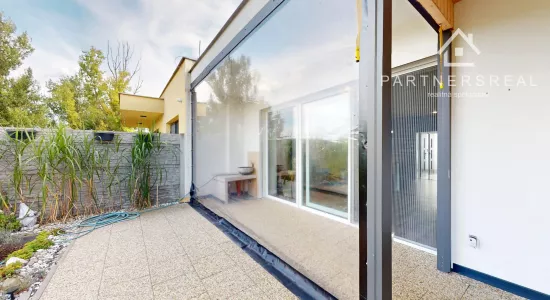 Prímestské bývanie v radovom dome so záhradou, predaj, Košice - Krásna