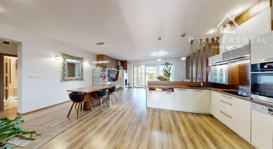 Prímestské bývanie v radovom dome so záhradou, predaj, Košice - Krásna