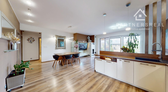 Prímestské bývanie v radovom dome so záhradou, predaj, Košice - Krásna