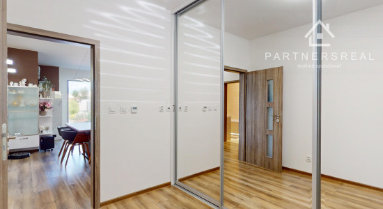 Prímestské bývanie v radovom dome so záhradou, predaj, Košice - Krásna