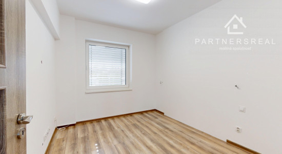 Prímestské bývanie v radovom dome so záhradou, predaj, Košice - Krásna