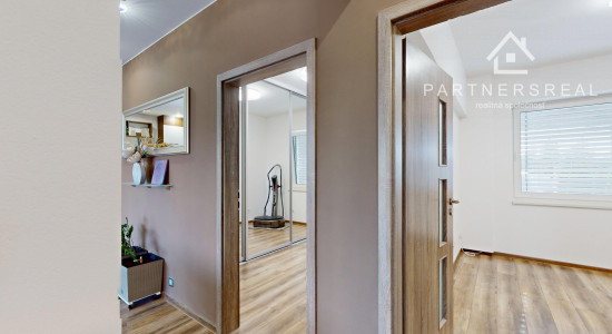 Prímestské bývanie v radovom dome so záhradou, predaj, Košice - Krásna