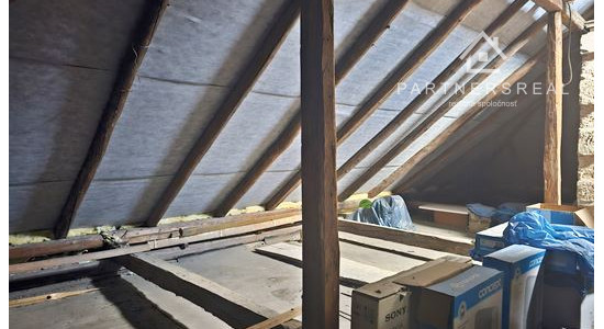 Tehlový rodinný dom  po kompletnej rekonštrukcií, predaj, Nižný Medzev – Košice -okolie