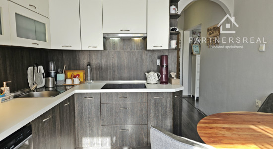 Príjemný 3 izbový byt v krásnom prostredí Medzeva, Sídlisko Mladosť, Košice – okolie