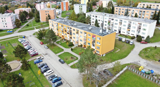 Príjemný 3 izbový byt v krásnom prostredí Medzeva, Sídlisko Mladosť, Košice – okolie