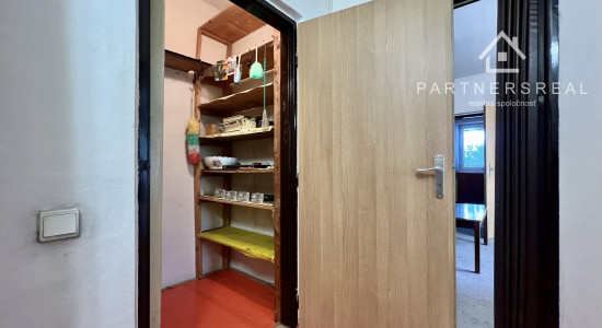 Na prenájom 4-izbový byt + garáž, 72m2 + lodžia,  Košice – Terasa, ul.Výstavby