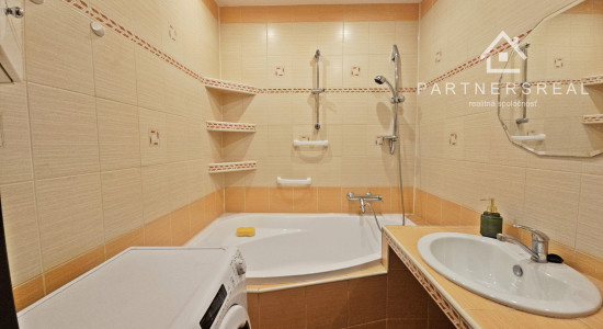 Veľký 2 izb. byt, 58m2 + loggia, prenájom, Krosnianska 77, Košice – Dargovských hrdinov